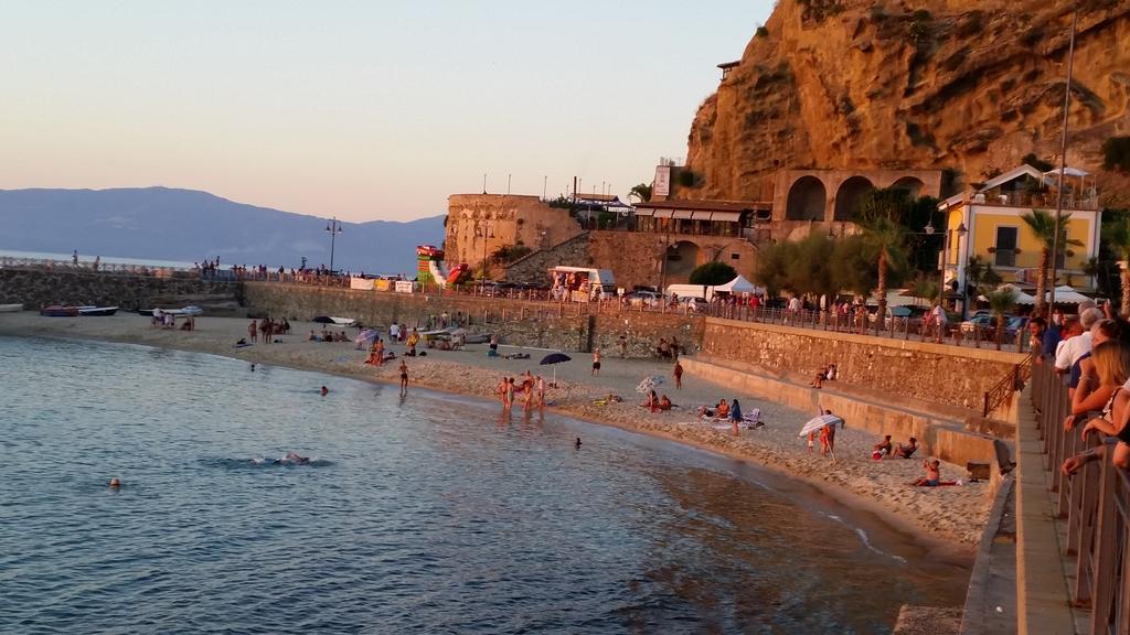 Le Ville Di Porto Ada Pizzo  Ngoại thất bức ảnh